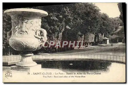 Ansichtskarte AK Saint Cloud Le Parc Bassin et Allee du Fer a Cheval