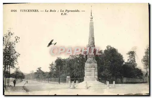 Ansichtskarte AK Vincennes Le Bois La Pyramide Avion