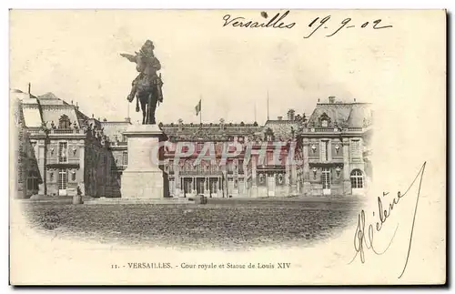 Cartes postales Versailles Cour Royale Et Statue De Louis XIV