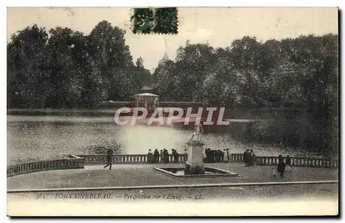 Cartes postales Fontainebleau Perspective Sur l&#39Etang