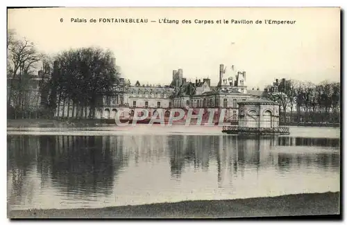 Cartes postales Palais De Fontainebleau L&#39Etang Des Carpes et le pavillon de l&#39empereur