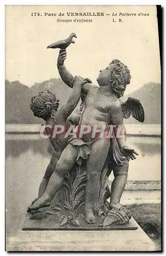 Ansichtskarte AK Parc De Versailles Le Parterre d&#39eau Groupe d&#39enfants