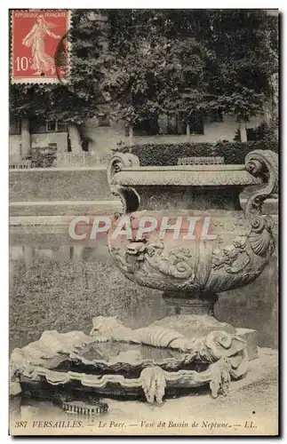 Ansichtskarte AK Versailles Le Parc Vase du Bassin de Neptune