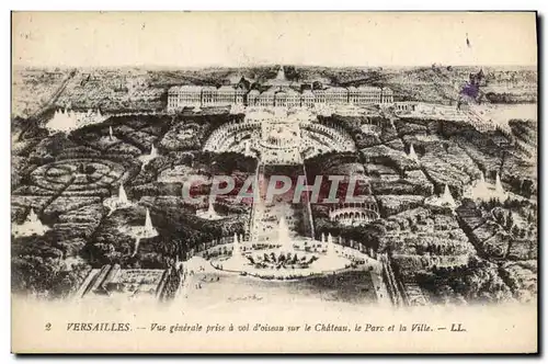 Cartes postales Versailles Vue generale Prise a vol d&#39oiseau sur le chateau le parc et la ville