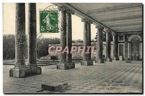 Cartes postales Versailles Palais Du Grand Trianon Le Peristyle