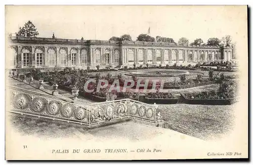 Cartes postales Palais Du Grand Trianon Cote du parc Versailles