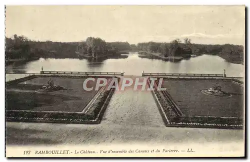 Ansichtskarte AK Rambouillet Le chateau Vue d&#39ensemble des Canaux et du parterre