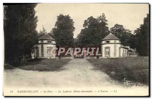 Ansichtskarte AK Rambouillet Le Parc La Laiterie Marie Antoinette L&#39Entree