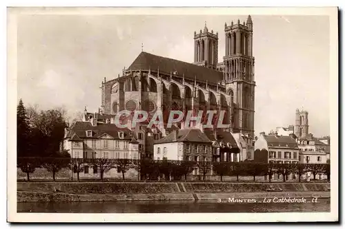 Cartes postales Mantes La Cathedrale