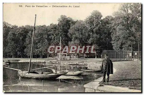 Cartes postales Parc De Versailles Debarcadere du canal Bateaux