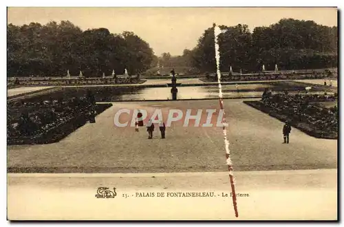 Ansichtskarte AK Palais De Fontainebleau Le parterre