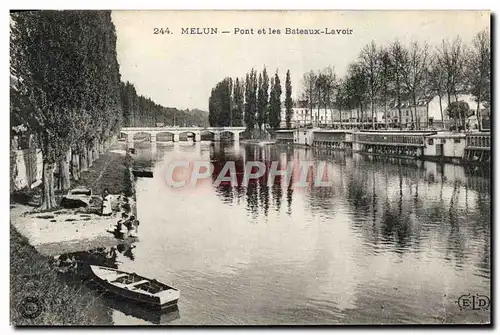 Cartes postales Melun Pont Et Les Bateaux Lavoir