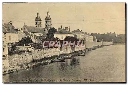 Ansichtskarte AK Melun Le quartier Notre Dame Et La Maison Centrale