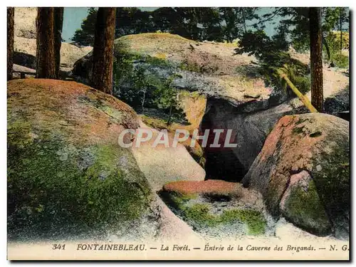 Ansichtskarte AK Fontainebleau La Foret Entree De La Caverne Des Brigands