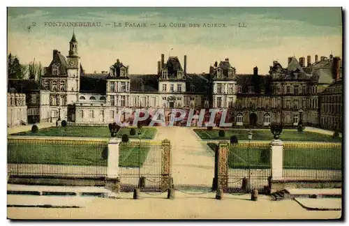 Cartes postales Fontainebleau Le Palais La Cour Des Adieux