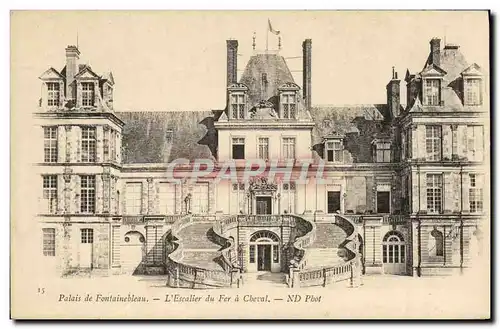 Cartes postales Palais De Fontainebleau L&#39Escalier Du Fer A Cheval