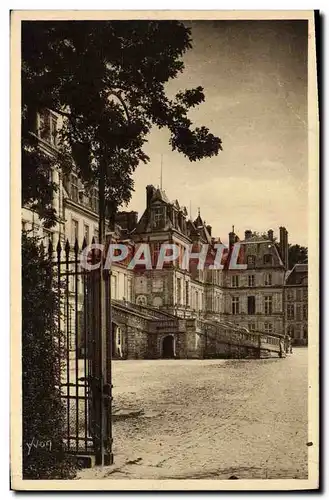 Ansichtskarte AK La Douce France Palais De Fontainebleau Entree Laterale Du Palais