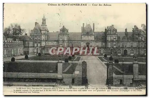 Ansichtskarte AK Chateau de Fontainebleau Cour des adieux