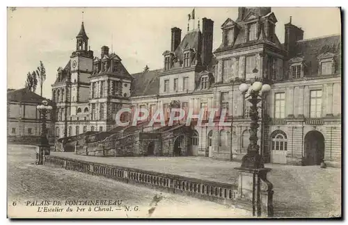 Ansichtskarte AK Palais De Fontainebleau L&#39Escalier Du Fer A Cheval