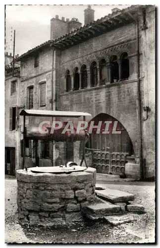 Cartes postales moderne Cluny Maison Romane et Puits des Penitents