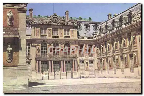 Cartes postales moderne Chateau de Versailles La Cour de marbre