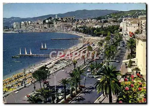 Cartes postales moderne Cannes La Plage de la Croisette le Palais des Festivals de le Squet Vus du Carlton Hotel