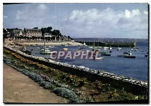 Cartes postales moderne La Bretagne En Couleurs Locquirec Vue Generale Sur Le Port Bateau