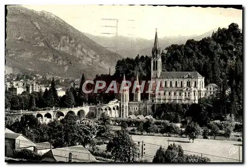 Cartes postales moderne Lourdes La Basilique Et Le Pic Du Jer