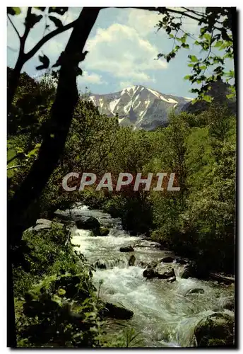 Cartes postales moderne L&#39Auvergne Touristique Valle De Chaudefour La Couze De Chambon Et Le Puy Ferrand