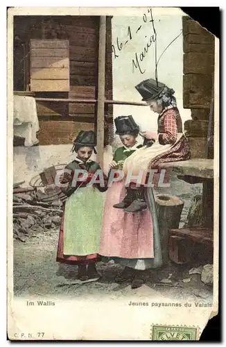 Cartes postales Im Wallis Jenues Paysannes Du Valais Suisse Folklore