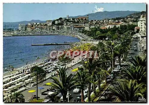 Cartes postales moderne Cote d&#39Azur Cannes La Plage De La Croisette Et Le Suquet