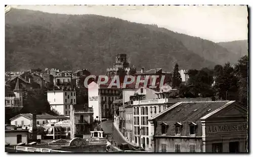 Cartes postales moderne L&#39Auvergne Royat La Vallee Et La Vieille Eglise