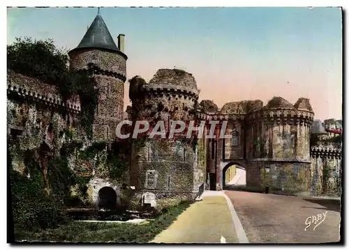 Cartes postales moderne Fougeres La Porte Notre Dame