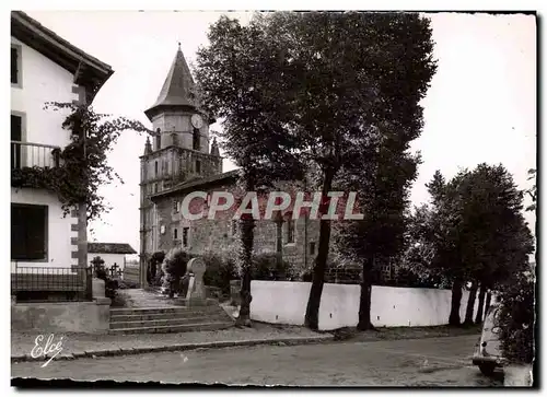 Cartes postales moderne Pays Basque L'Eglise D'Ainhoa Et La Route Vers Sare