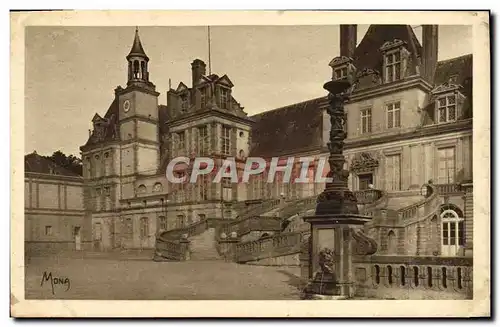 Cartes postales Les Petits De L&#39Ile De France Palais DE Fontainebleau L&#39Escalier En Fer A Cheval