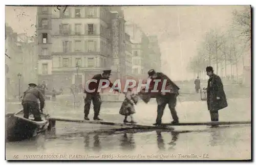 Ansichtskarte AK Inondations De Paris Sauvetage D&#39Un Enfant Quai Des Tournelles Policier