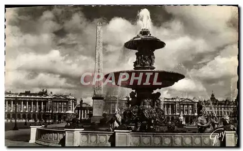 Cartes postales moderne Paris Et Ses Merveilles Place De La Concorde L&#39Une Des Fontaines Et l&#39Obelisque