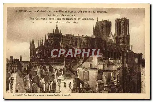 Cartes postales Reims La Cathedrale Incendie Et Bombardee Par Les Allemands