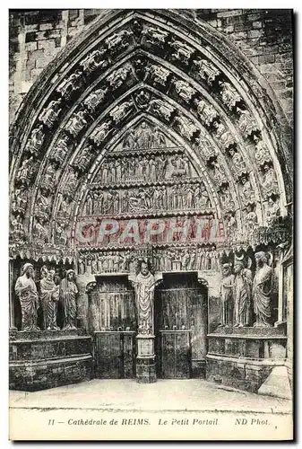 Cartes postales Cathedrale De Reims Le Petit Portail