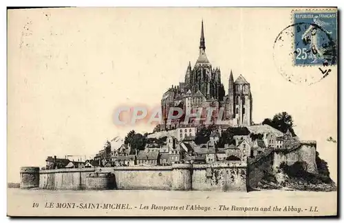Cartes postales Le Mont Saint Michel Les Remparts Et l'Abbaye