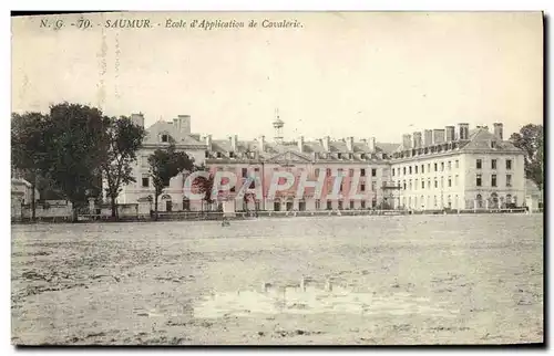 Ansichtskarte AK Saumur Ecole d&#39Application de Cavalerie Militaria