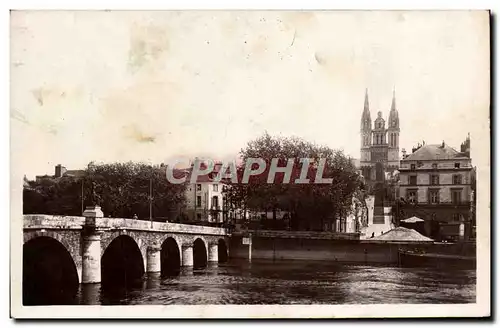 Cartes postales Angers Le pont Beaurepaire sur la Maine vers la montee de la cathedrale Saint Maurice