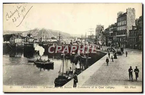 Ansichtskarte AK Cherbourg L&#39Avant Port du Bassin du Commerce et le Quai Caligny Bateaux