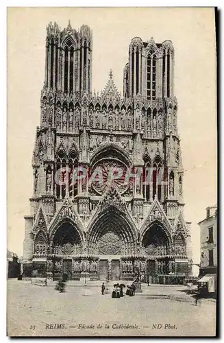 Cartes postales Reims La Cathedrale