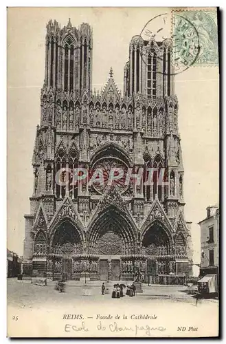 Cartes postales Reims Facade de la Cathedrale