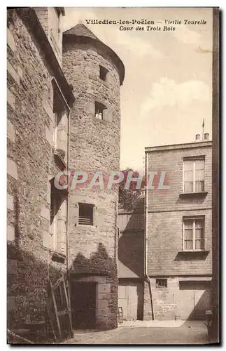 Cartes postales Villedieu les Poeles Vieille tourelle Cour des Trois Rois