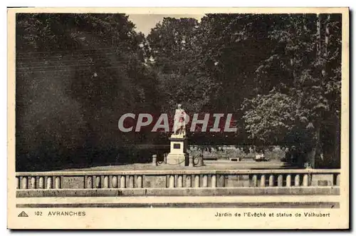 Cartes postales Avranches Jardin de L'Eveche et Statue de Valhubert