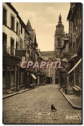 Cartes postales La Basse Normandie Pittoresque Coutances Rue Geoffroy de Montbray Eglise St Pierre