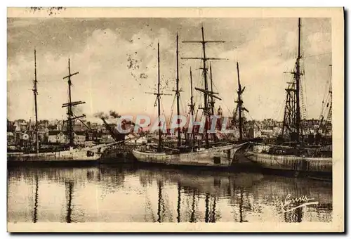 Cartes postales Granville Retour Des Terres Neuvas Bateaux