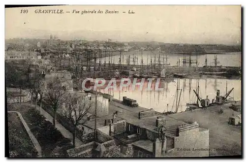 Cartes postales Granville Vue generale des Bassins Bateaux